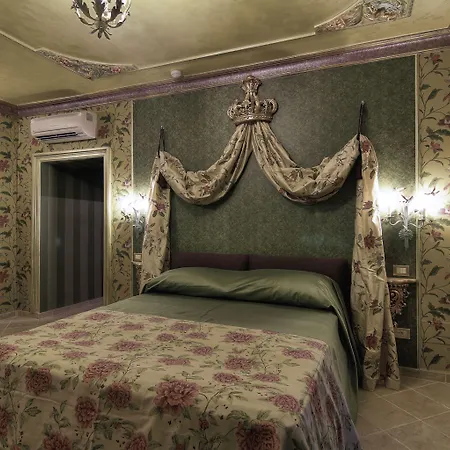 Contessa Arrivabene Antica Dimora Rome